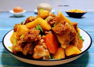 排骨、山药和胡萝卜营养价值非常丰富经常食用对身体有益