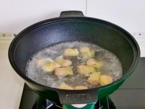 大火煮，可以多次淋入冷水。