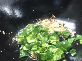 加入青椒丁