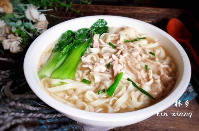 小白菜肉丝面