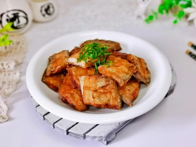 香辣煎带鱼