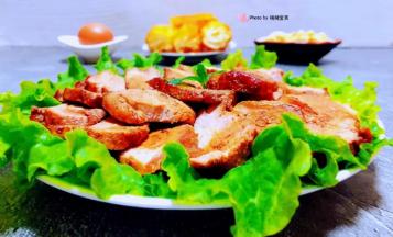 鸡蛋和坚果是每天必不可少的营养哦