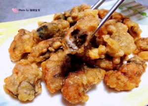 生蚝入口真真正正的外酥里嫩鲜美无比让人回味无穷