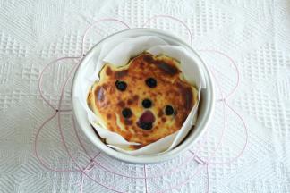 烤完上色满意，出炉冷凉，慢慢回缩。