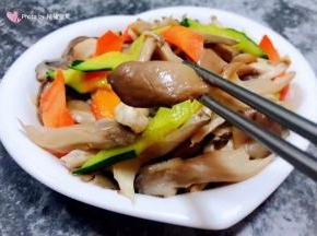 平菇入口鲜嫩爽口比吃肉还好吃