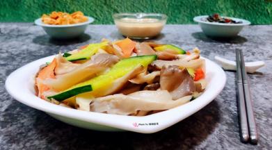 平菇的营养价值非常丰富经常食用对身体有益