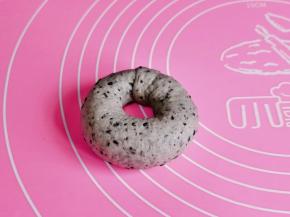 留口的一边包住尖头一端的包里紧。