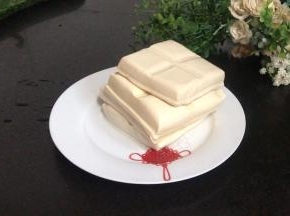 豆腐洗净沥水