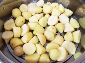 上锅蒸15分钟。