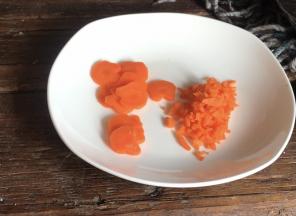 边角料切碎末备用