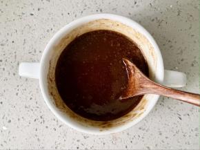 加半碗清水调匀