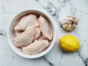 准备好所有食材。