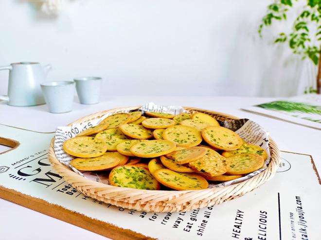 香葱薄脆小饼干