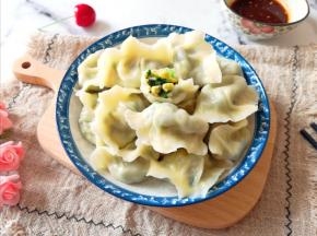 调个蘸汁就可以开吃啦!