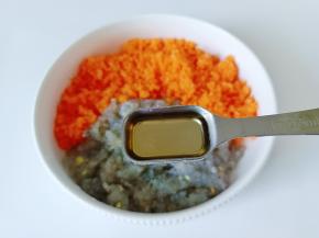 加上料酒一勺去腥。