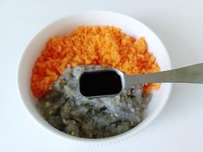 加上生抽一勺。