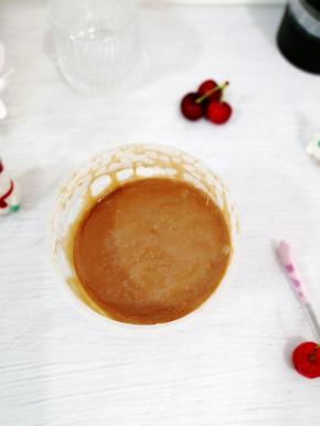 在放入冰箱两个小时搅拌一次