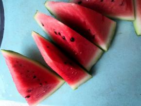 将西瓜切块