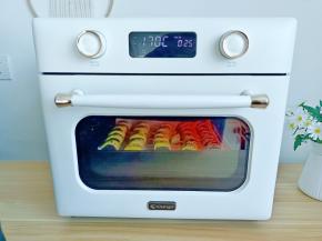 中层170度烤25分钟。