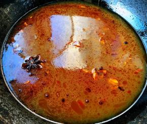 添加适量清水大火烧起来