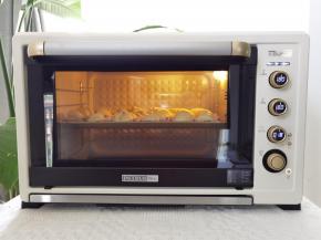 15、放入预热好的烤箱，180度烤23-25分钟即可。