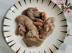 鱼籽清洗干净，沥干水分备用！