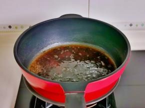 加入适量开水。