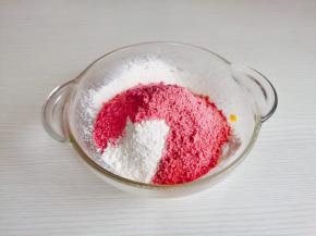 加入奥利奥饼干碎。