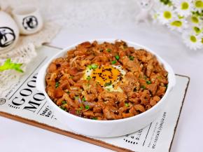 这一碗，太满足了。