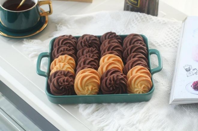 下午茶必备小点心，双色酥脆曲奇