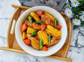 巨好吃的鸡翅玉米煲就做好啦。