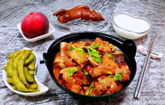 番茄香菇排骨营养价值都是非常丰富经常食用对身体有益