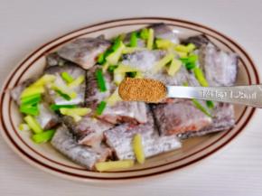 加入十三香。