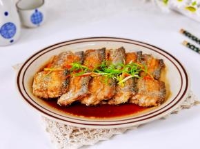 取出撒上辣椒丝，葱丝即可享用。