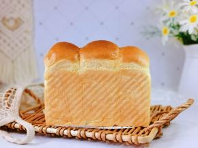 百吃不厌的吐司。