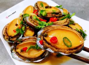 鲍鱼肉肉入口脆嫩鲜美让人回味无穷