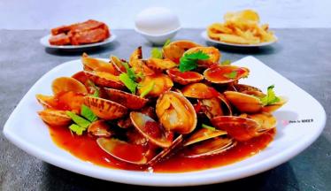 搭配酱牛肉、葱油饼、大鹅蛋一起吃超级享受