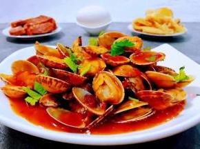 搭配酱牛肉、葱油饼、大鹅蛋一起吃超级享受