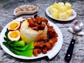 搭配盐焗鹌鹑蛋和哈密瓜一起吃非常棒