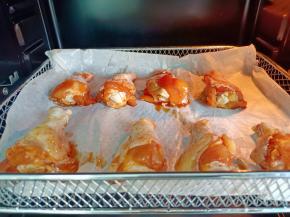 烤箱提前预热，放中层。