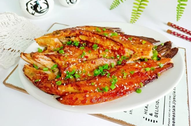 香辣烤鲈鱼