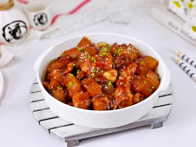 红烧排骨焖冬瓜