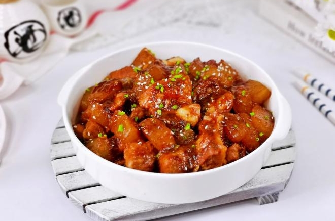 红烧排骨焖冬瓜