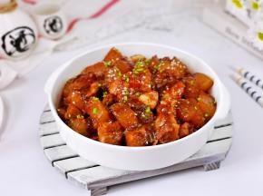 红烧排骨焖冬瓜。