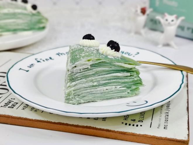 蝶豆花千层蛋糕