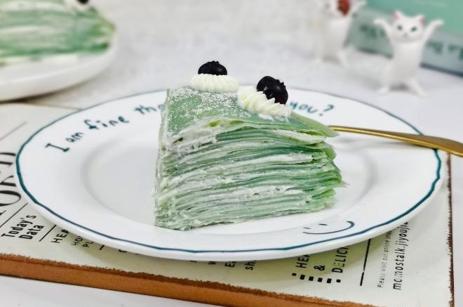 蝶豆花千层蛋糕