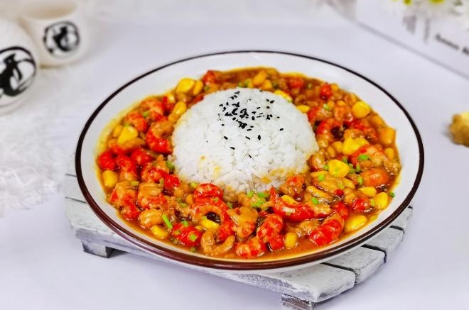 咖喱龙虾盖浇饭