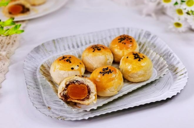 蜜豆蛋黄酥
