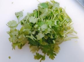 香菜切段