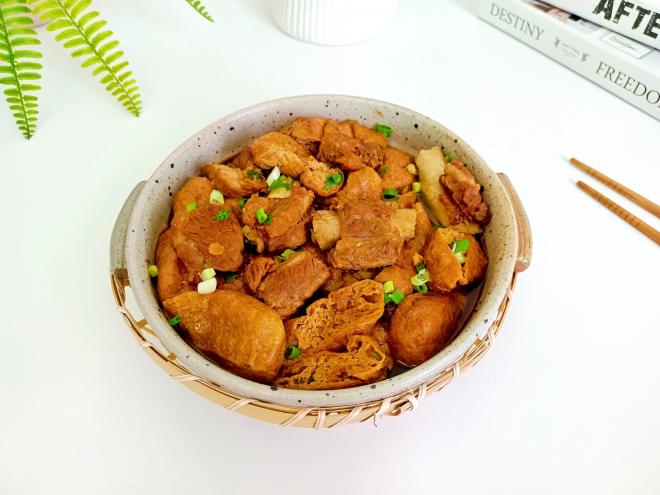油豆腐焖排骨